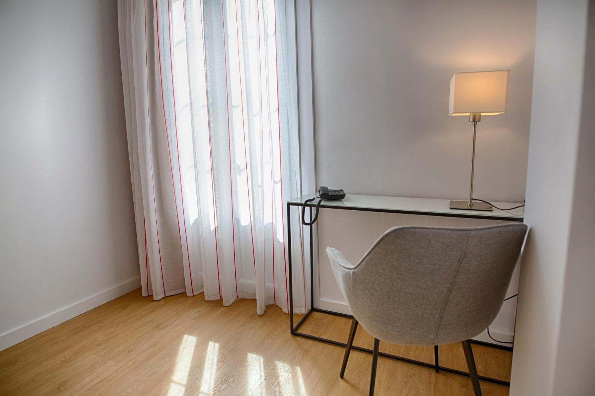 Sercotel Tribuna Malaga Bagian luar foto
