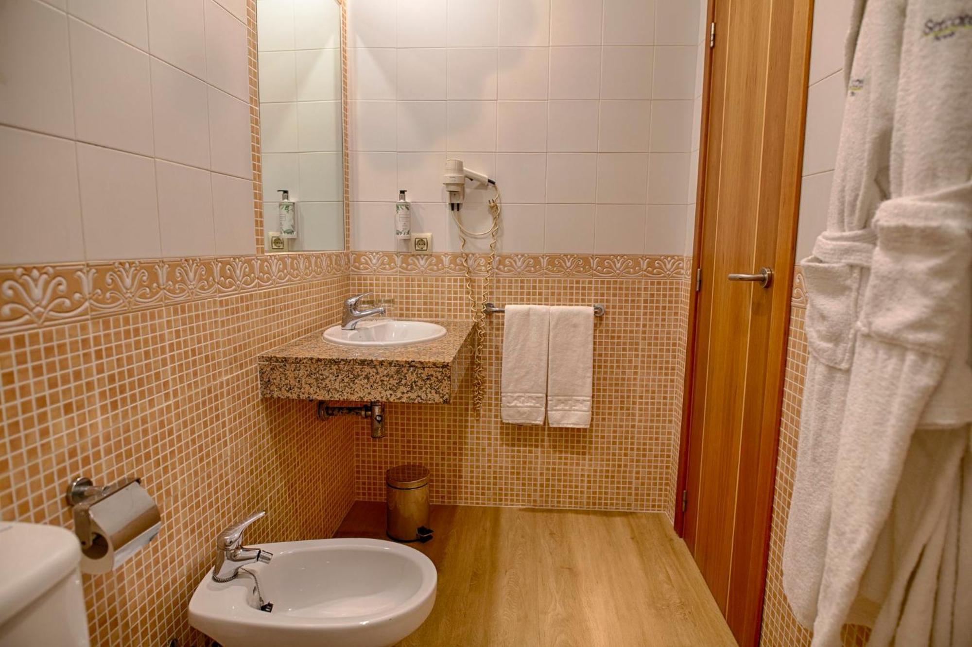 Sercotel Tribuna Malaga Bagian luar foto